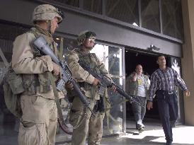 (13)Photos on Baghdad scene